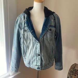 Women’s Blank NYC denim jacket with detachable black hoodie Size Medium